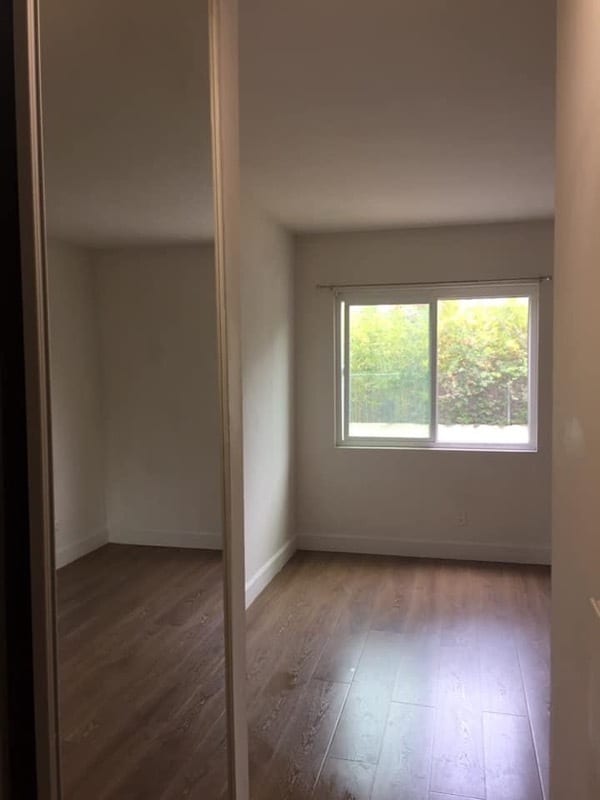 Building Photo - 5460 White Oak Ave