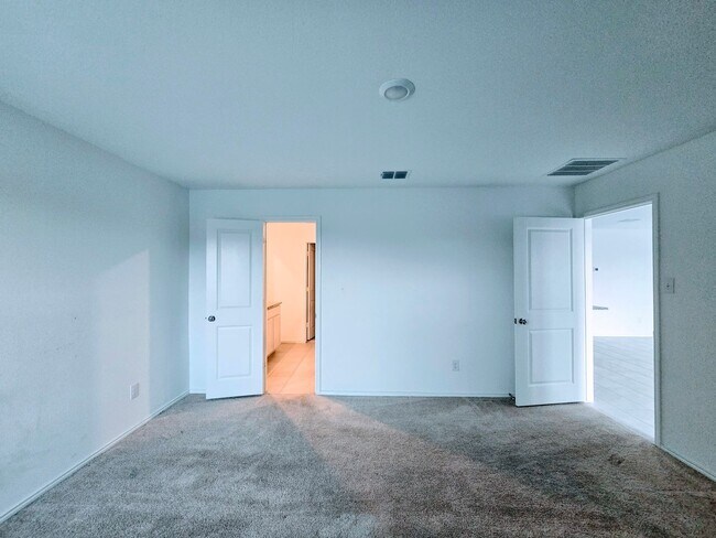 Building Photo - 2828 Eppright Dr