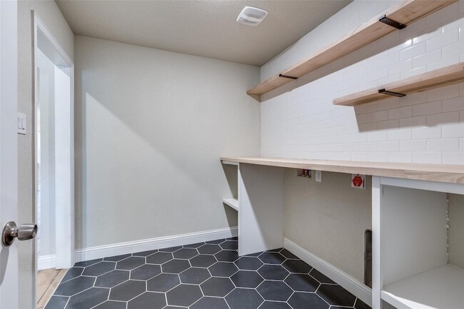 Building Photo - 3305 Avenue J