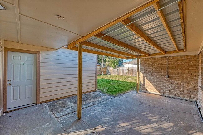 Building Photo - 11503 High Star Dr