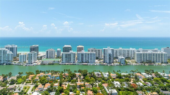 Building Photo - 5700 Collins Ave