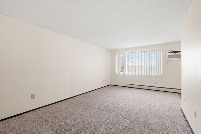 Floorplan - Summit Square