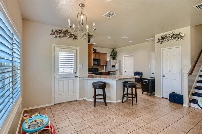 Building Photo - 1629 Kings Glen Ln