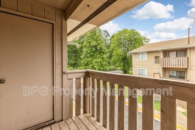 Building Photo - 139 Green St