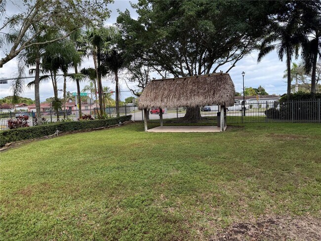 Building Photo - 8111 SW 129th Ave