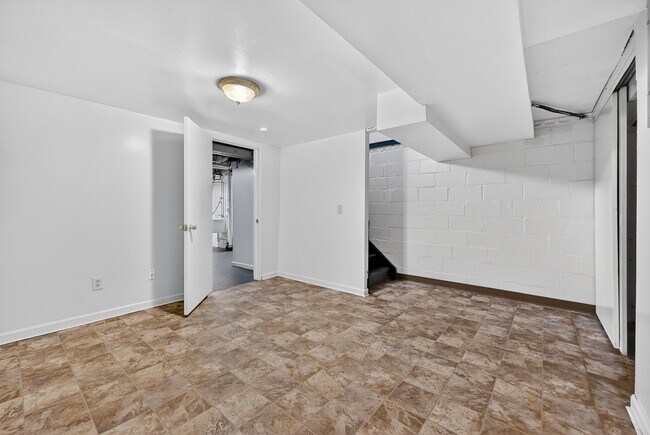 Three Town Basement - Erie Townhomes
