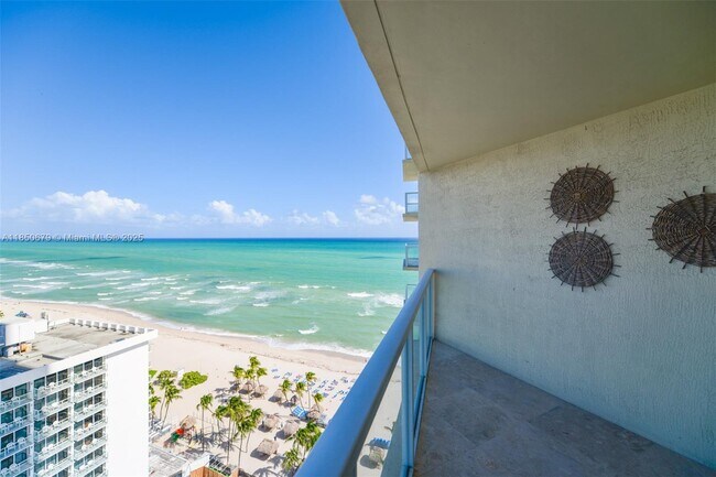 Building Photo - 16699 Collins Ave