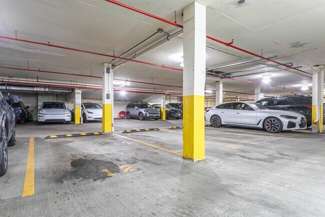 Building Photo - 3312 Hudson Ave