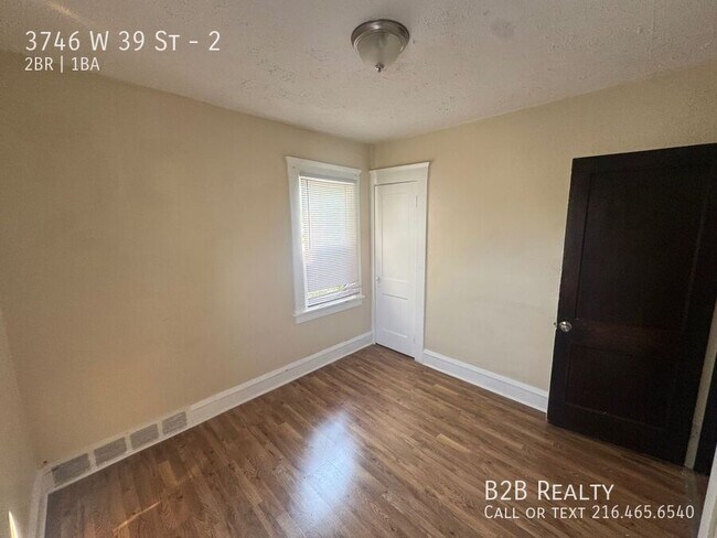 Building Photo - 3746 W 39th St