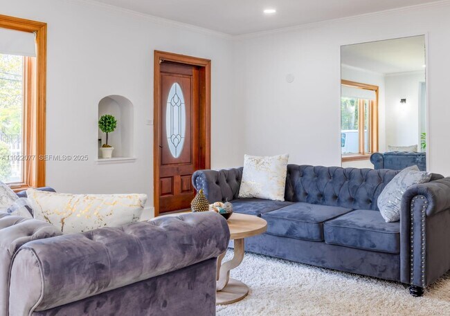 Building Photo - 1230 SW 22nd Terrace