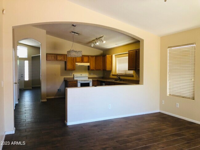 Building Photo - 5005 W Ardmore Rd