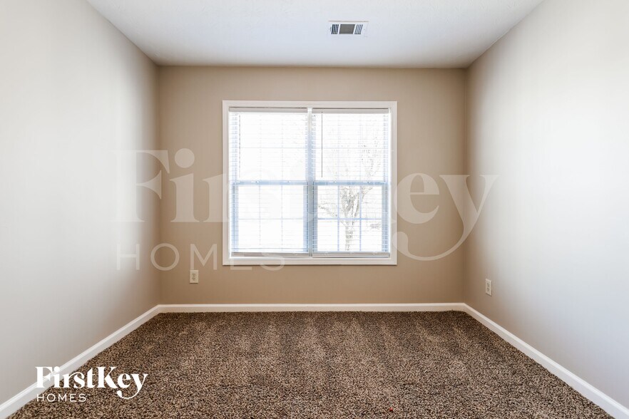 Building Photo - 1524 Leeward Ron Dr