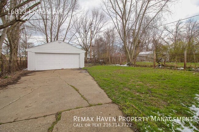 Building Photo - 16813 Lipton Ave, Cleveland - Charming 3 B...