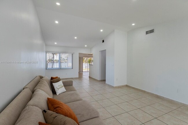 Building Photo - 14343 SW 45th Terrace