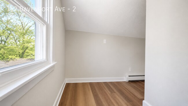 Building Photo - 312 Davenport Ave