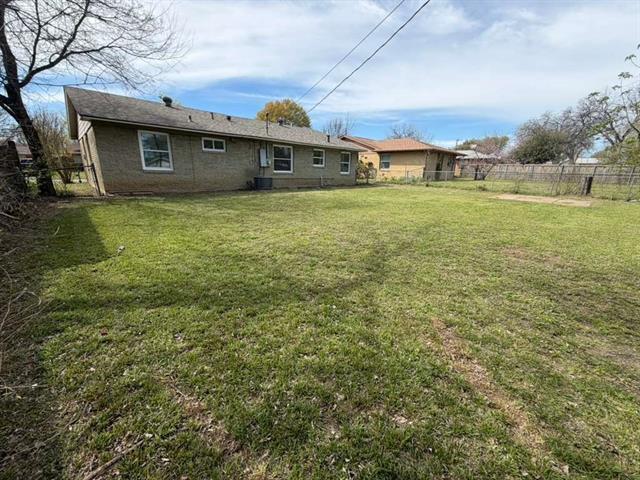 Building Photo - 1709 Dorothy Dr