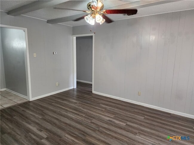 Building Photo - 1807 Janis Dr