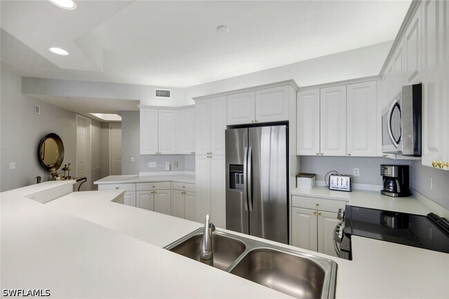 Building Photo - 410 Flagship Dr