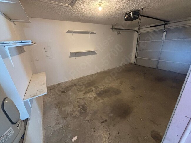 Building Photo - 1752 Garland Ave