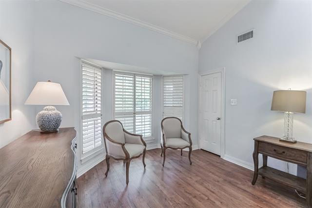 Building Photo - 3444 Normandy Ave