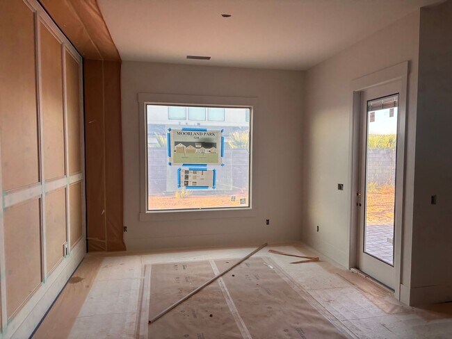 Building Photo - 2798 E Rosedale Dr