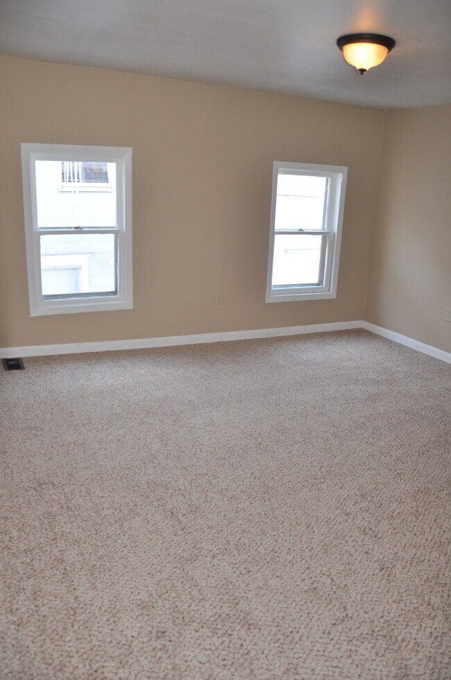 Bedroom 3 - 118 3rd St