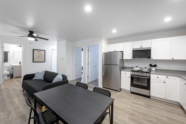 Building Photo - 62 S Main St