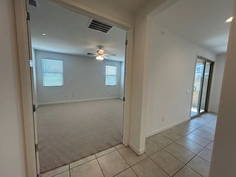 Building Photo - 32023 N 125th Ave