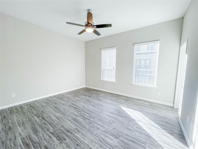 Building Photo - 4506 Dorado Dr