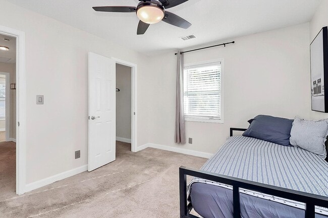 Building Photo - 2016 Brewton Dr