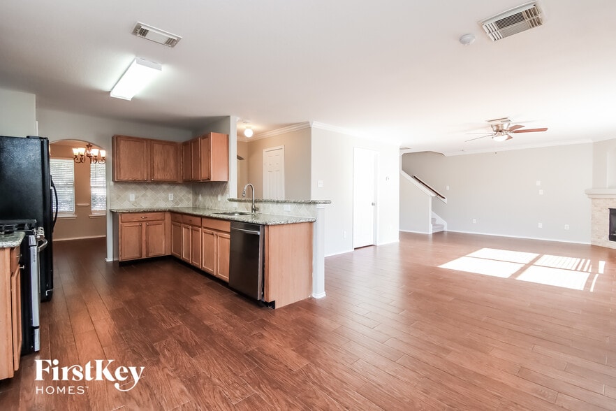 Building Photo - 12902 Trail Hollow Ct