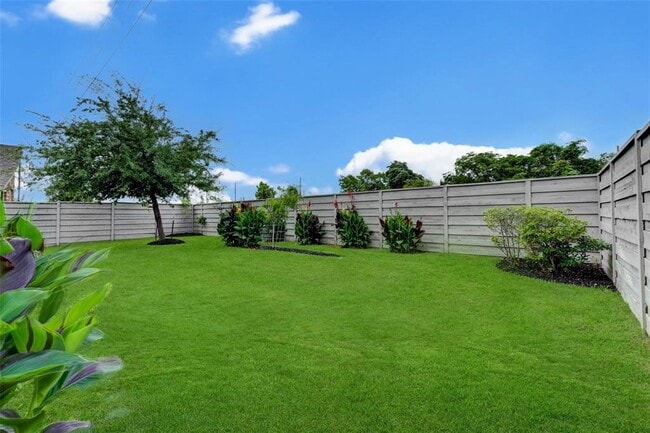 Building Photo - 2603 Deerwood Heights Ln
