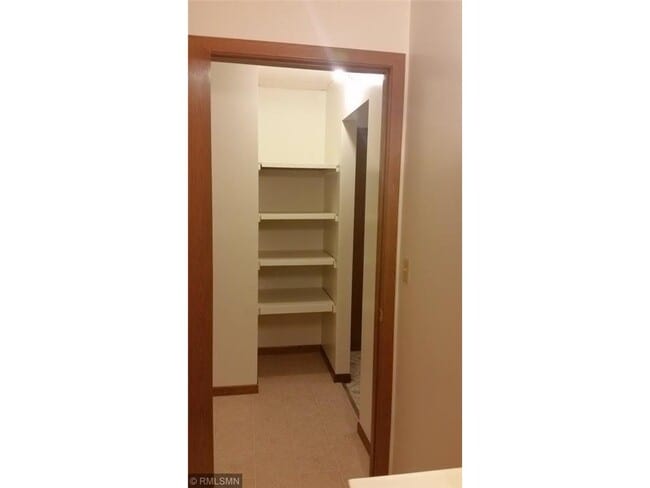 Building Photo - 111 1/2 N Main St