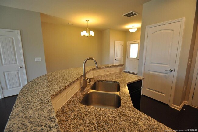 Building Photo - 209 Brier Crossings Loop
