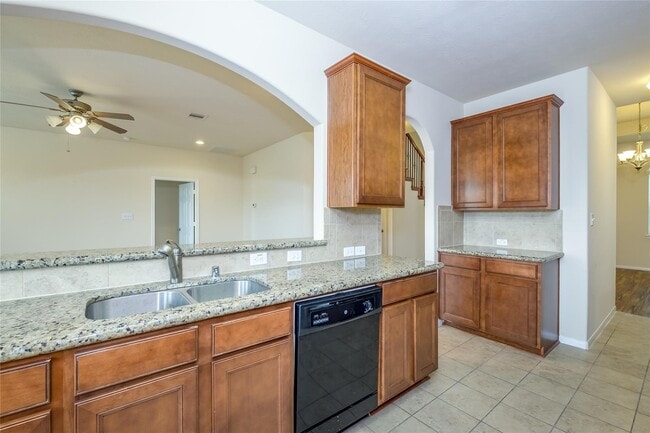 Building Photo - 8919 Inglebrook Ln