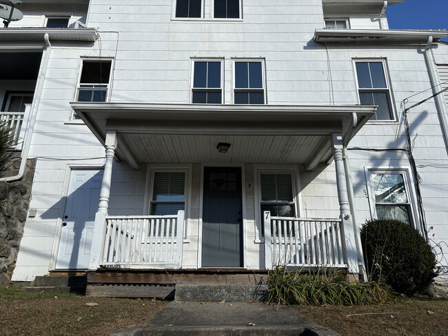 Front Door/Porch - 7 Greenwood St