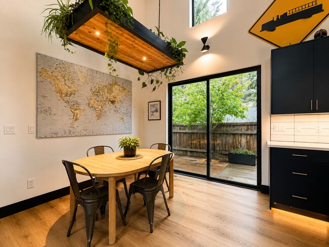 Building Photo - LUXURY CUSTOM HOME IN RIVER WEST!! DON'T MISS THIS ONE!