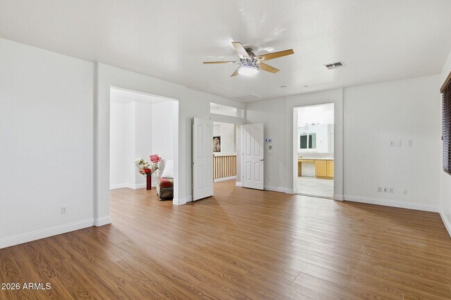 Building Photo - 6206 W Buckhorn Trail