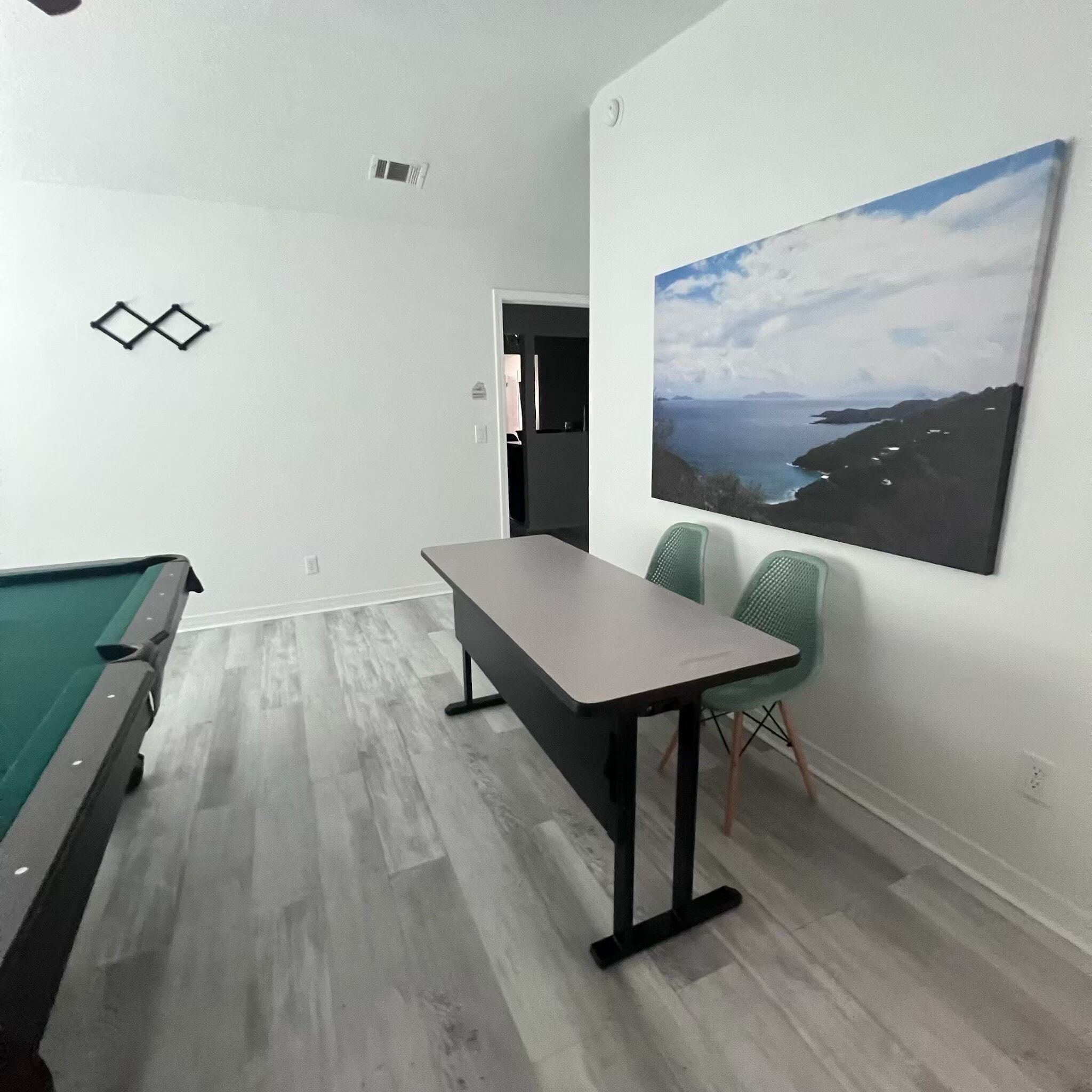 Building Photo - 4584 Tamarind Dr