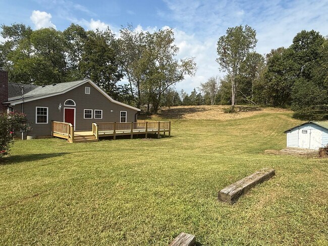 Building Photo - 1414 Muddy Creek Rd