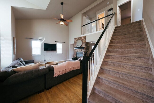 Building Photo - 5246 Balsam St