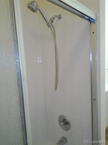 Building Photo - 2110 Glenn Summer Rd