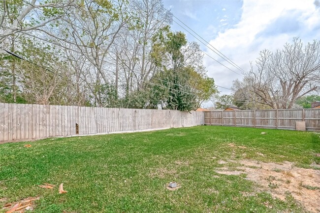 Building Photo - 4418 Knotty Oaks Trail