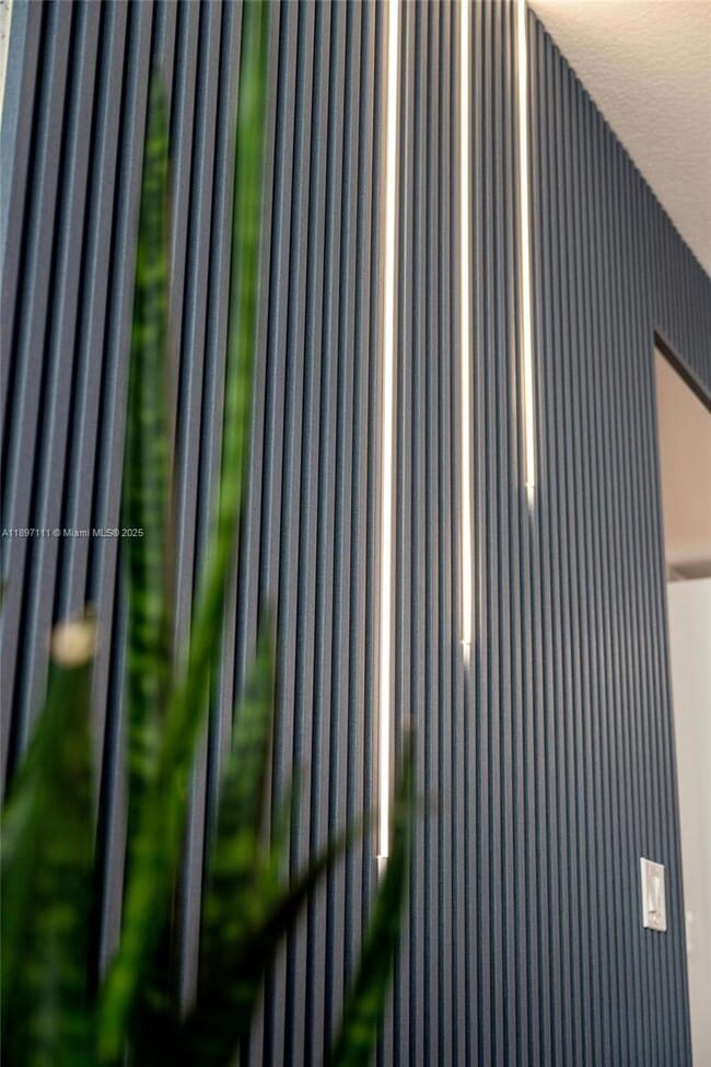 Building Photo - 488 NE 18th St