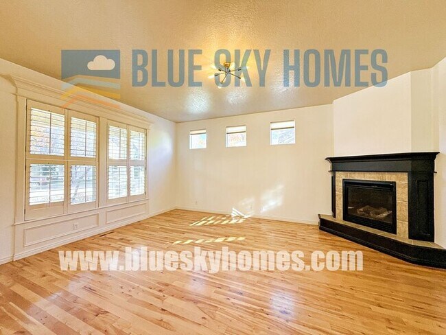 Building Photo - 988 Washakie St E