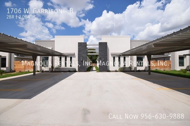 Building Photo - 1706 W Garrison Dr