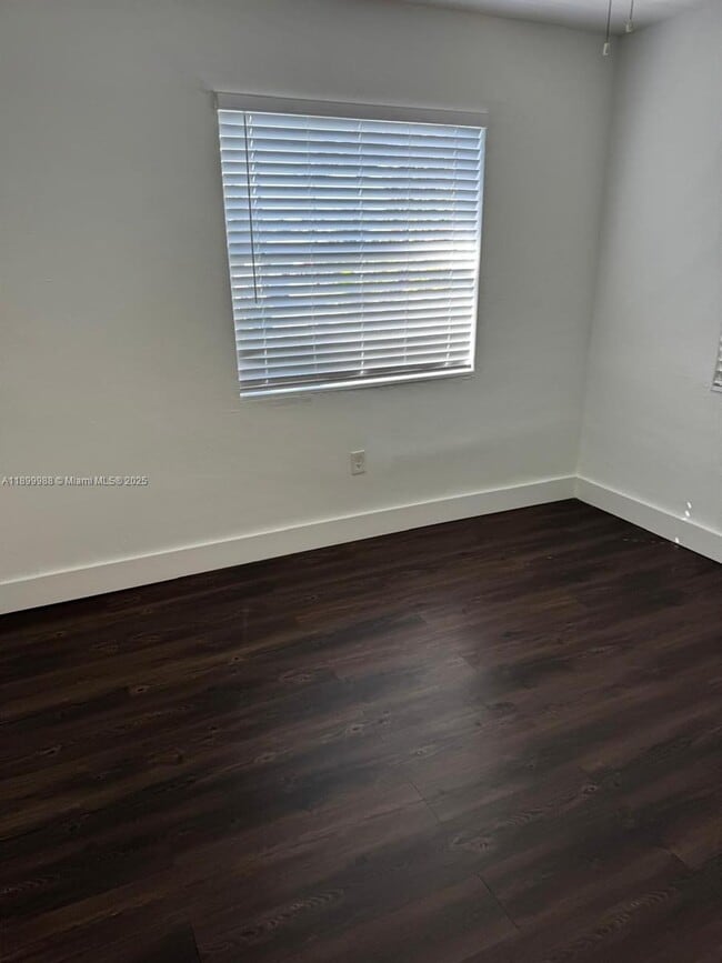 Building Photo - 1864 NW 24th St