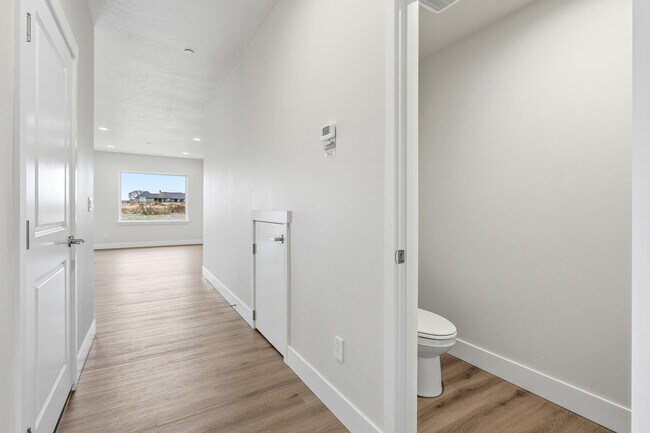 Building Photo - 4210 Rd 114