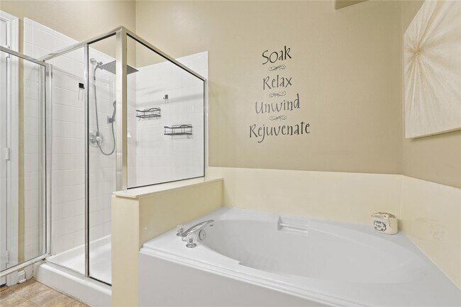 Building Photo - 21118 Terrace View Dr