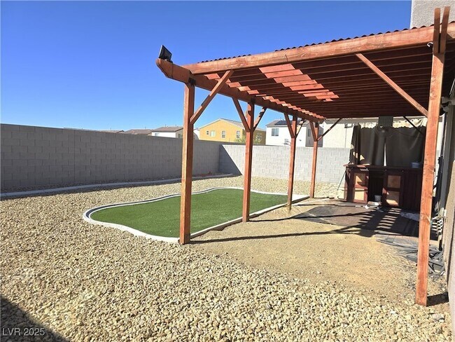 Building Photo - 2713 Holmes Creek Ct